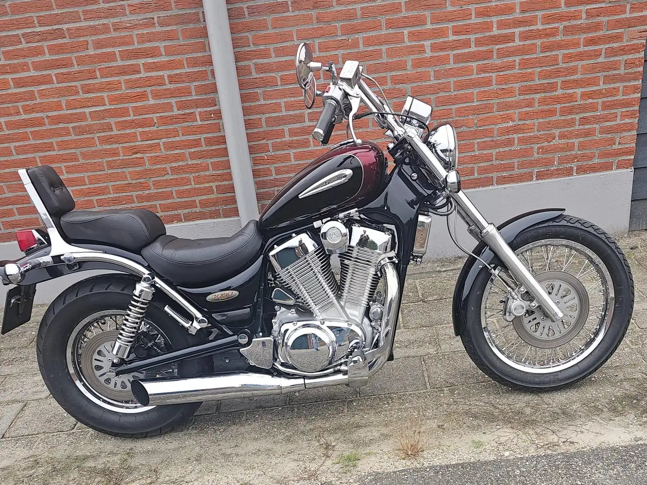 Suzuki VS 1400