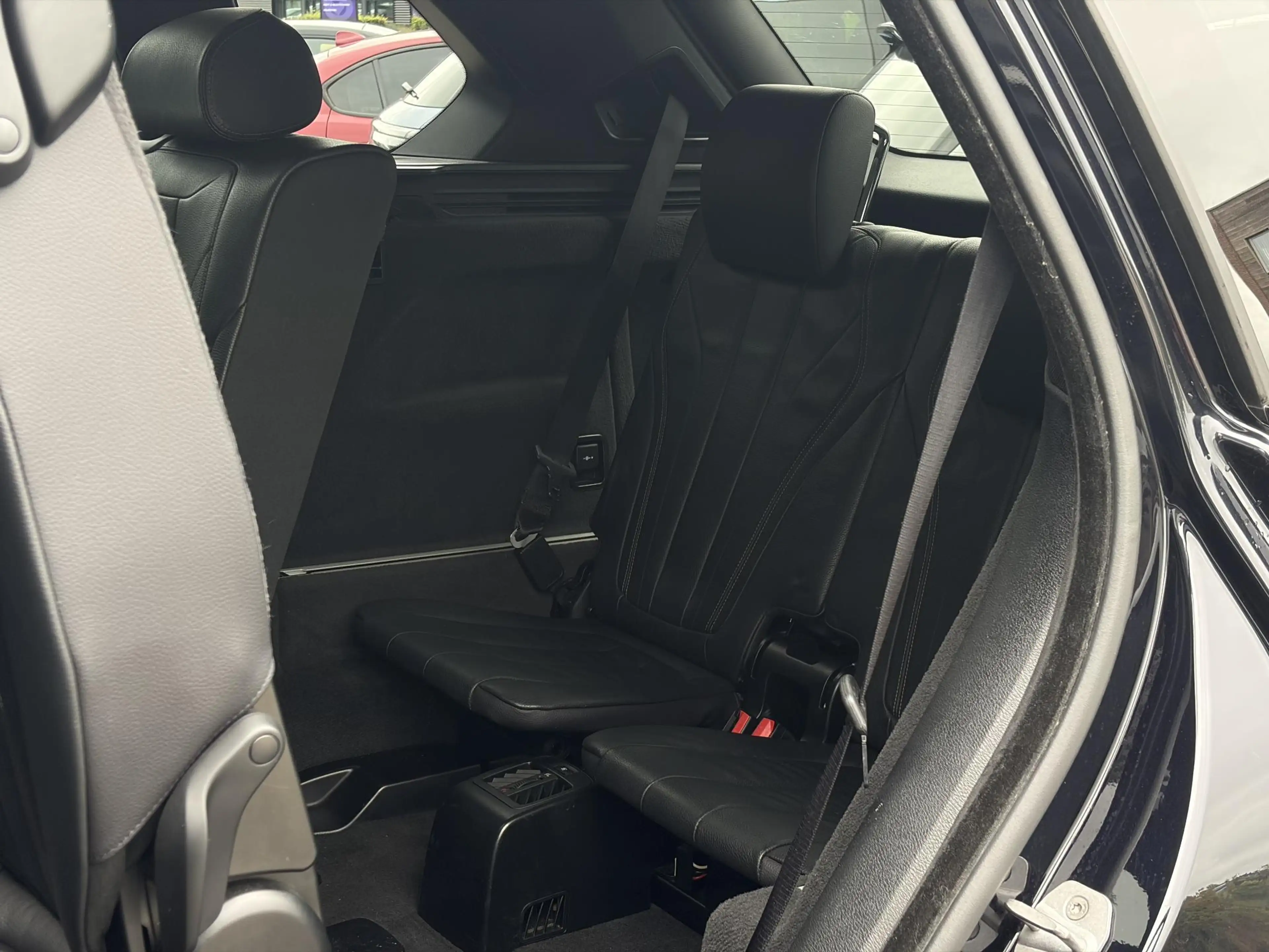 BMW X5 xDrive50i High Executive 7p. 450pk | M Pakket | El — photo 9