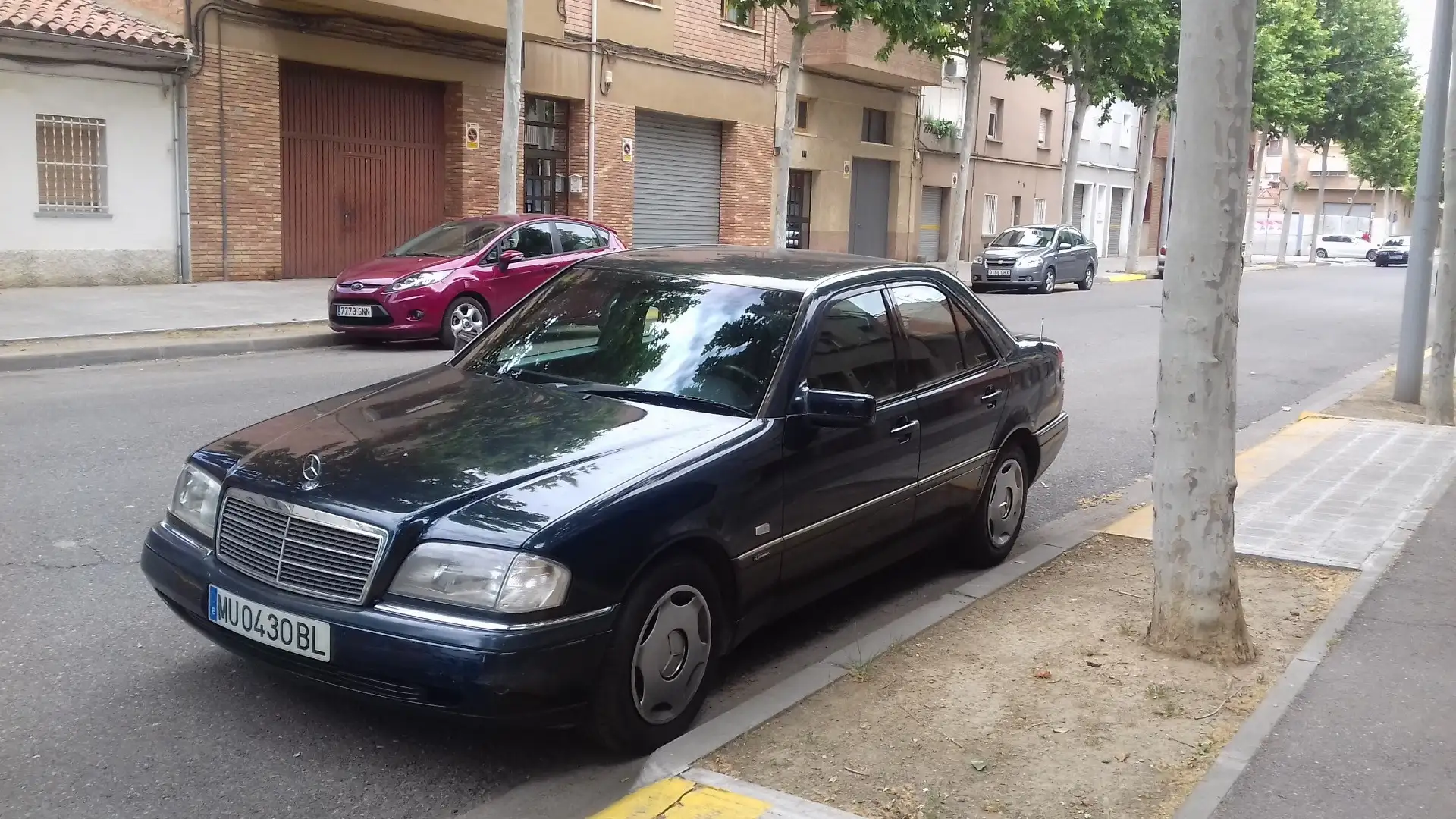 Mercedes-Benz C 250 250Turbo Diesel Elegance - 1