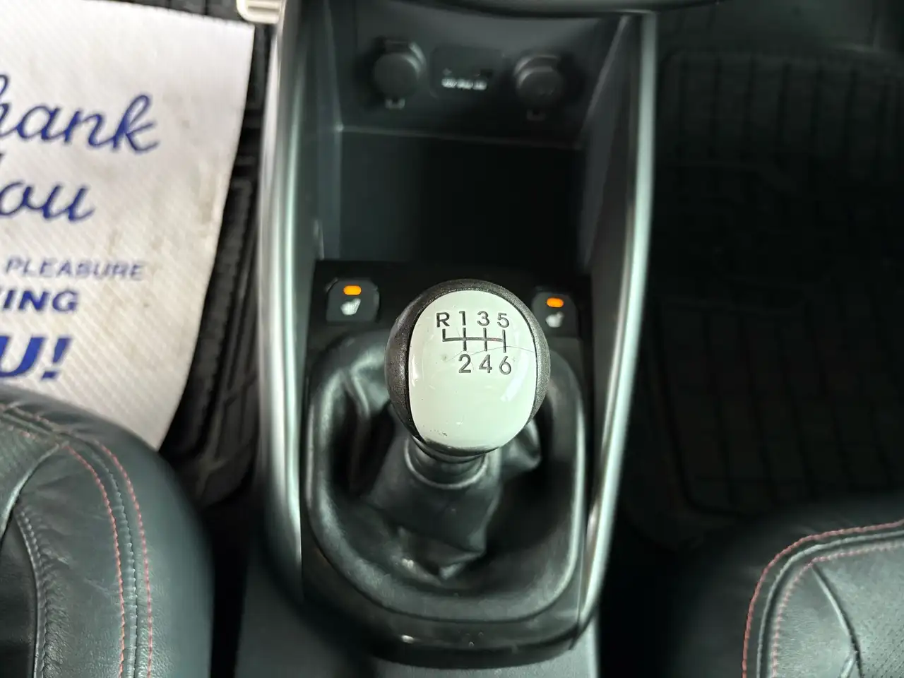 Kia Forte снимка Kia Forte