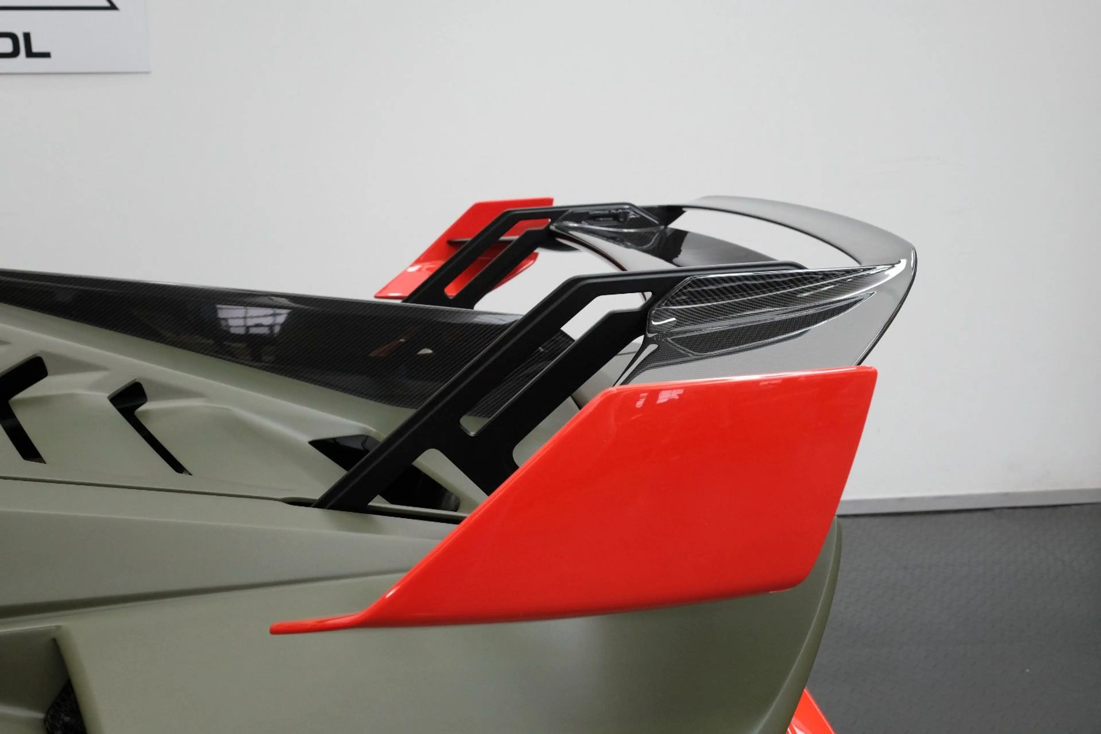 Lamborghini Huracán STO/VERDETURBINE/CARBON/LIFT/RACING SEAT — photo 11