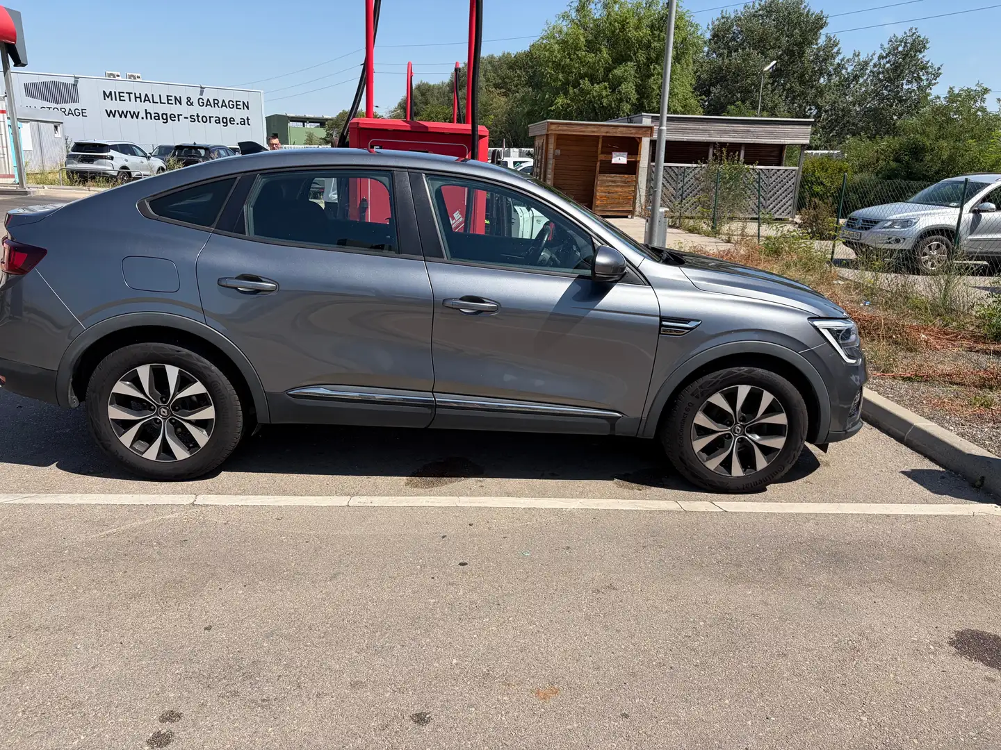Renault Arkana Arkana TCe 140 EDC PF Zen Aut. Zen Grau - 2