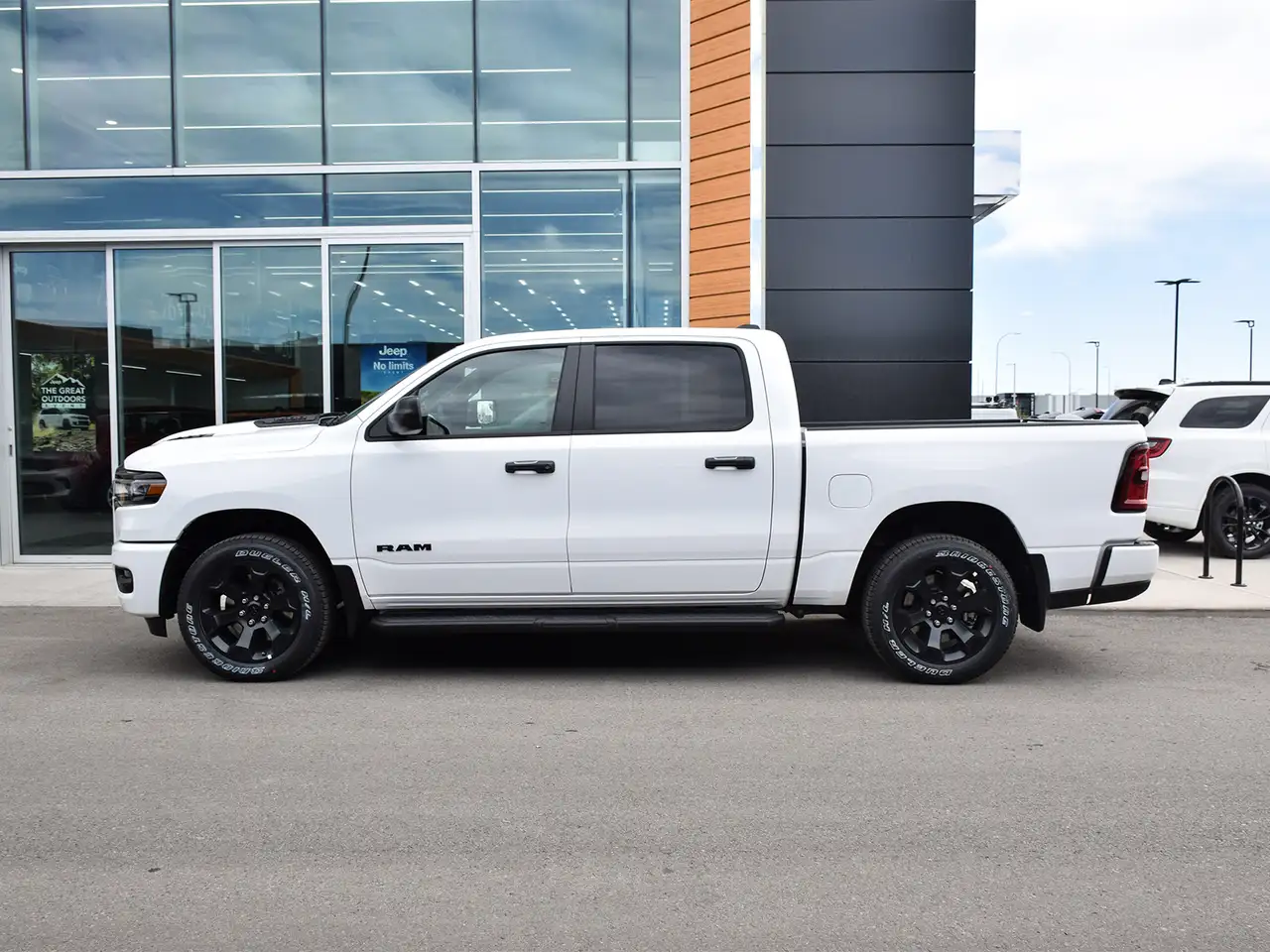 RAM 1500 снимка RAM 1500