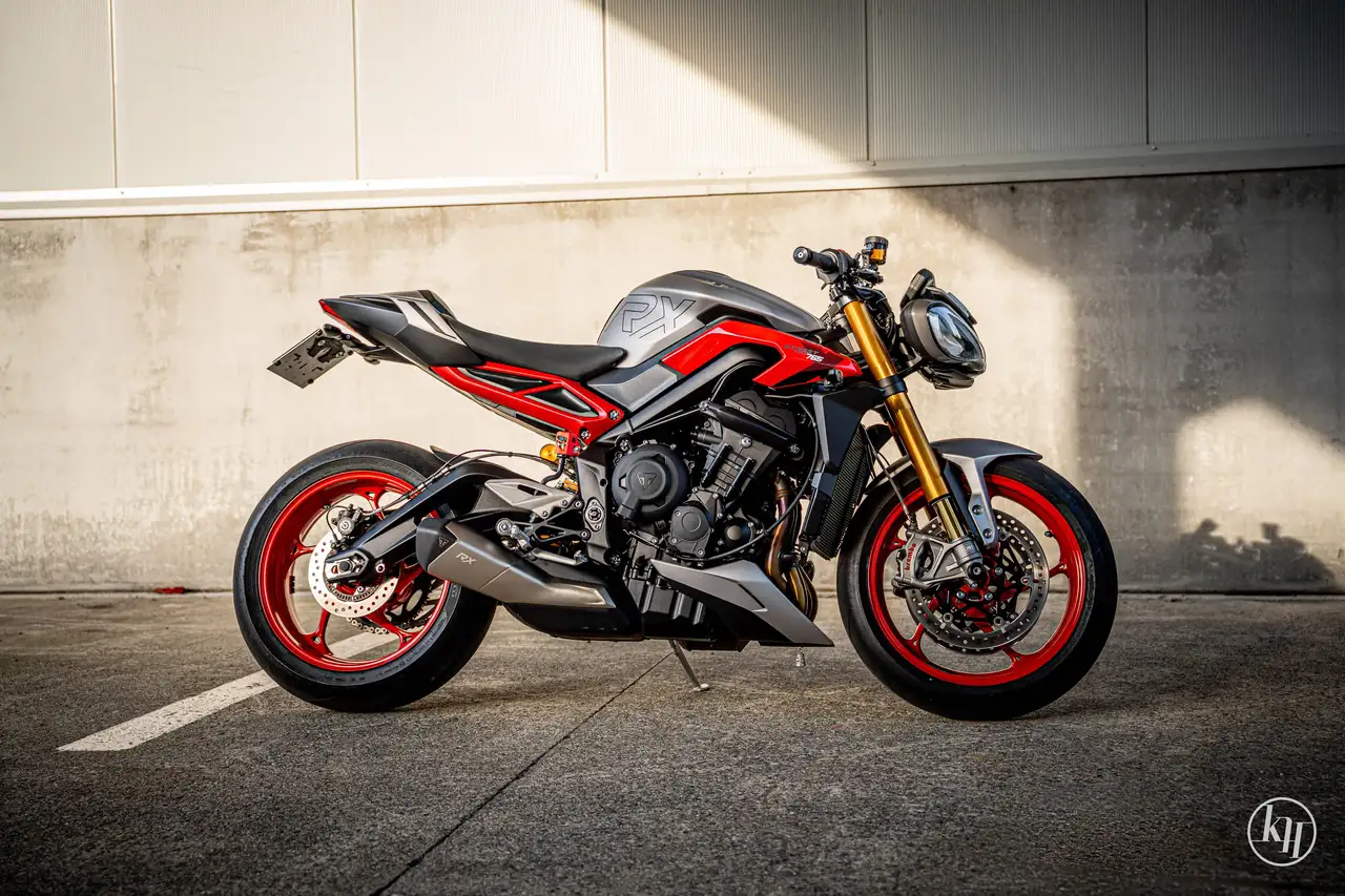 Triumph Street Triple 765