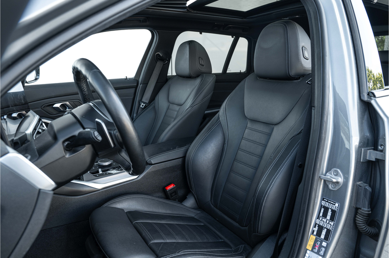 BMW 320 3 Serie Touring 320e M Sport Automaat / Trekhaak / — photo 4