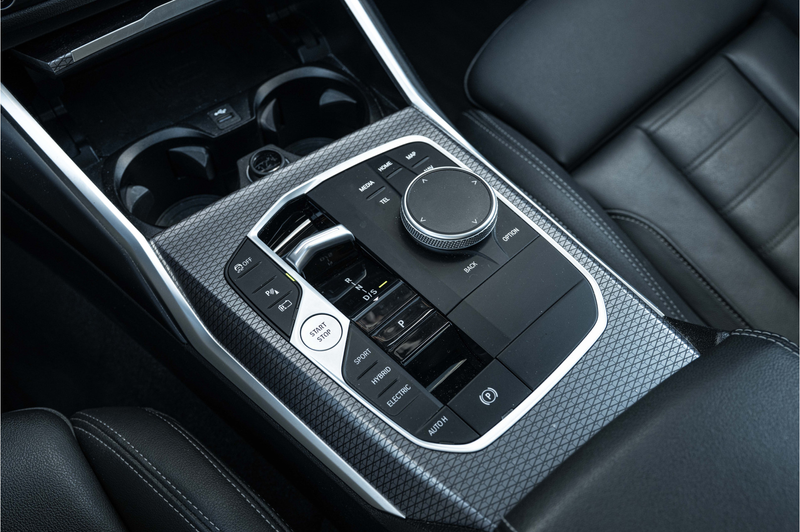 BMW 320 3 Serie Touring 320e M Sport Automaat / Trekhaak / — photo 8