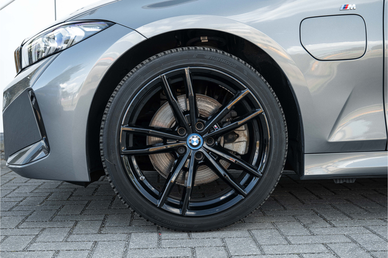 BMW 320 3 Serie Touring 320e M Sport Automaat / Trekhaak / — photo 15