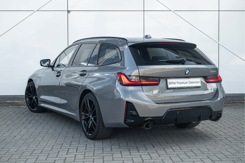 BMW 320 3 Serie Touring 320e M Sport Automaat / Trekhaak / — photo 2