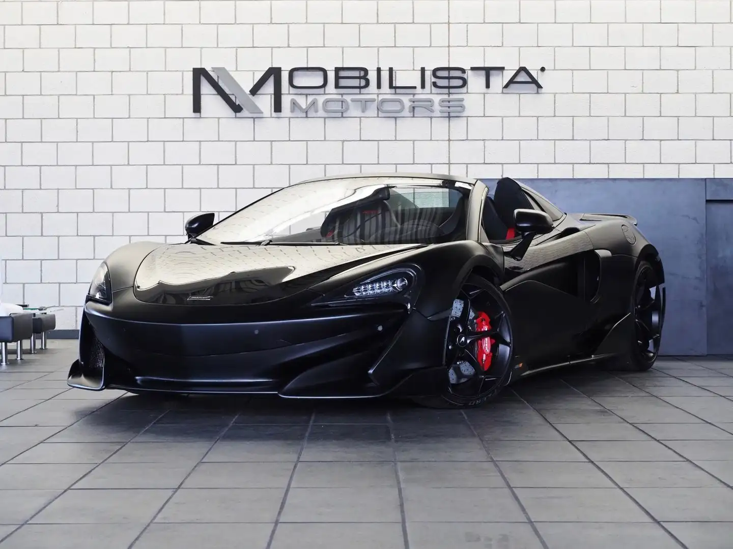 McLaren 600LT MSO CARBON B&W Spider by MOBILISTA Negro - 1