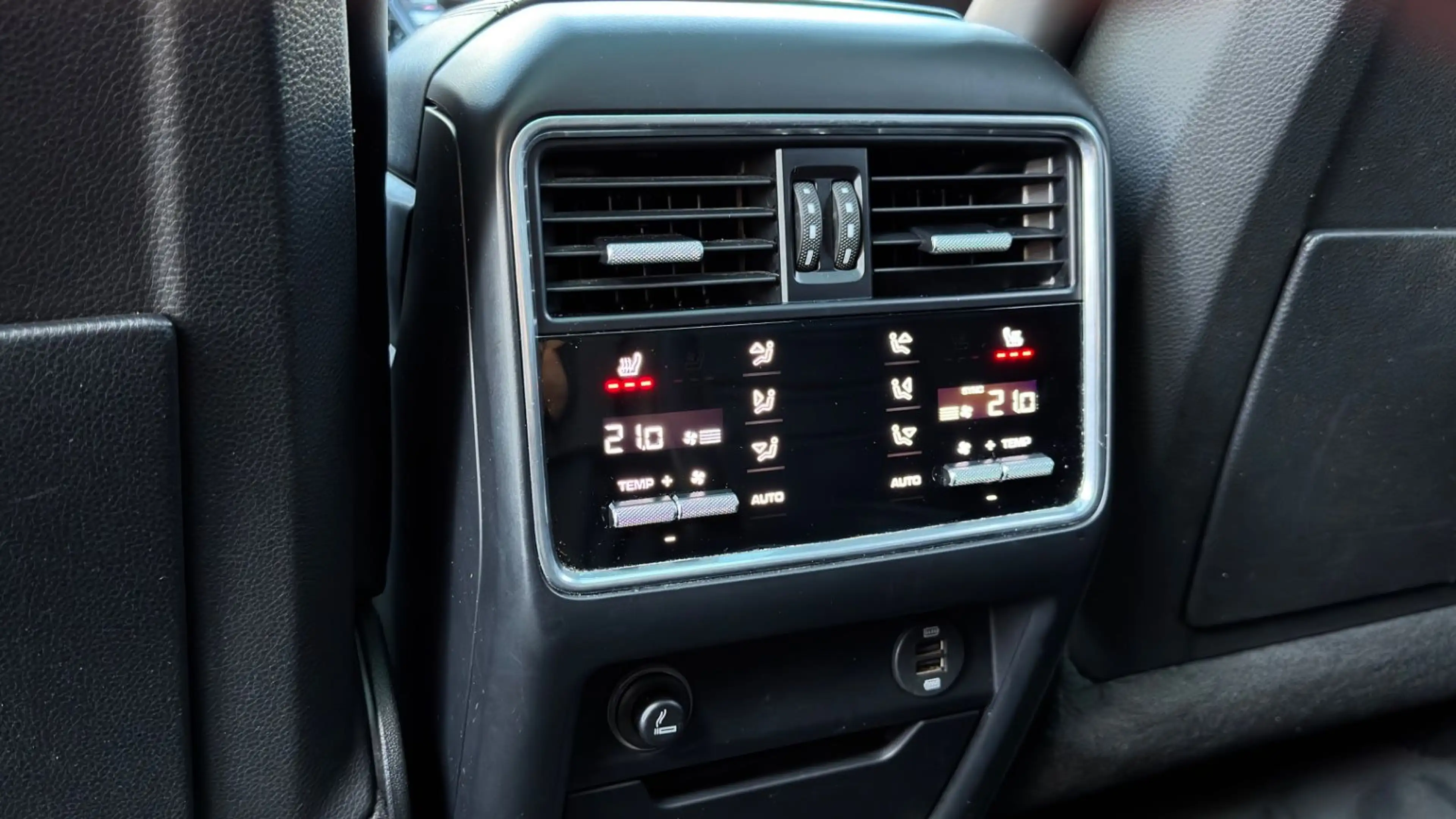 Porsche Cayenne Turbo*APPROVED GARANTIE*1HAND*Sp.Chrono — photo 28