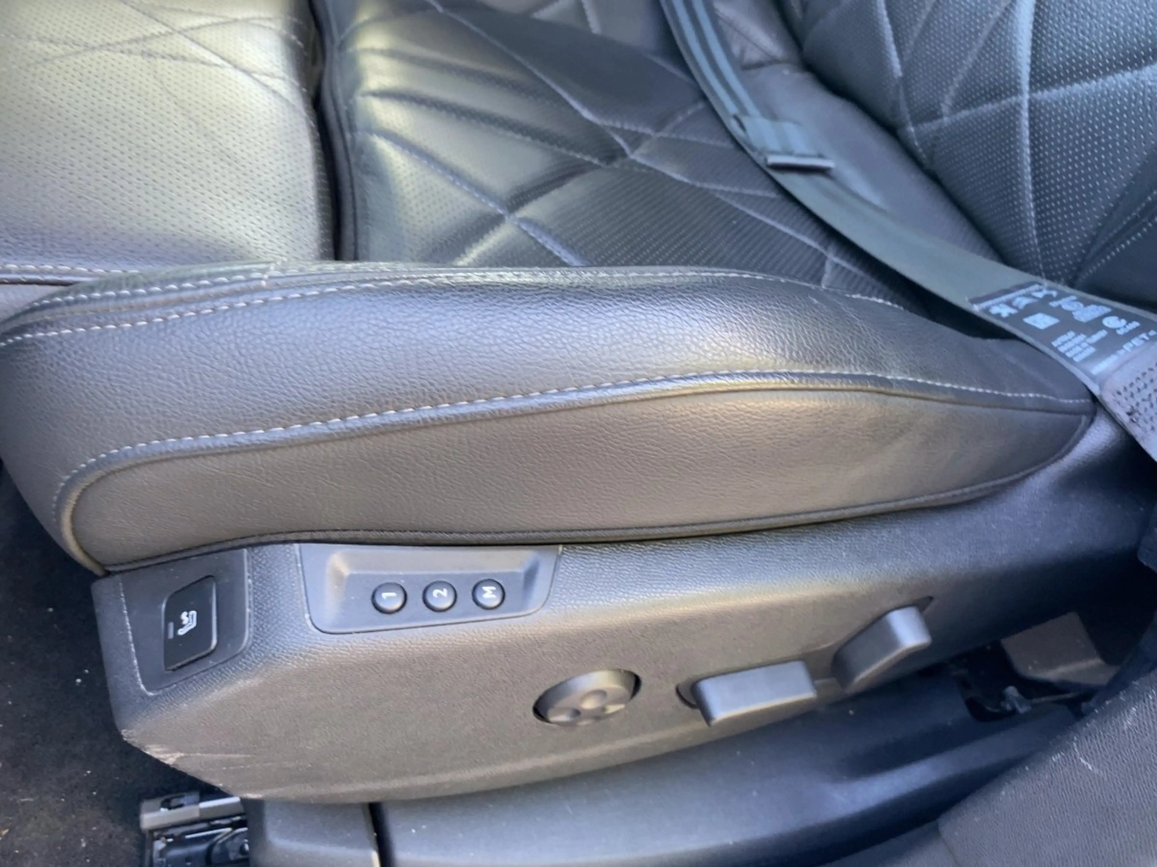 DS Automobiles DS 7 Crossback S&S 4x2 E-Tense Performance Line — photo 21
