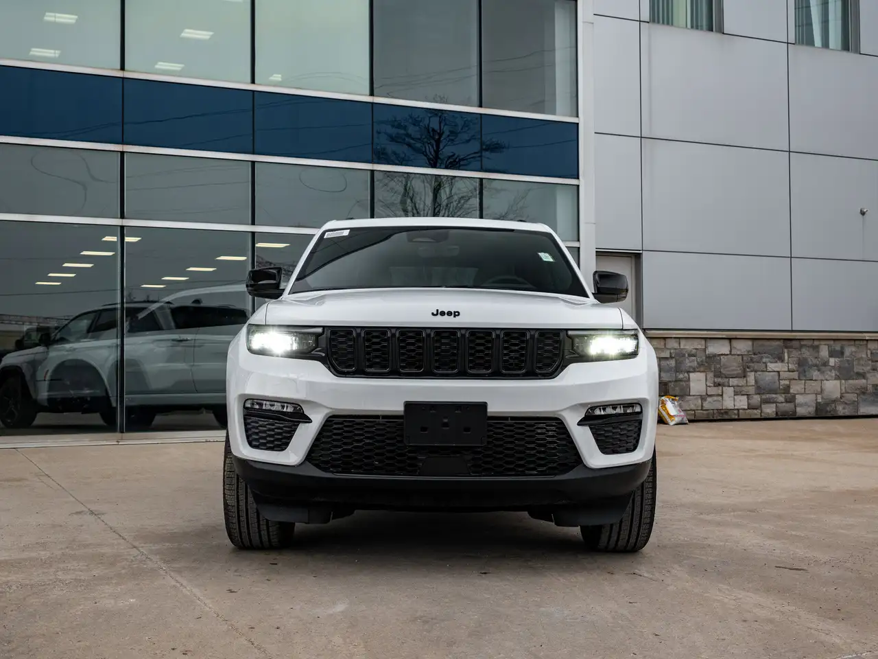 Jeep Grand Cherokee снимка Jeep Grand Cherokee