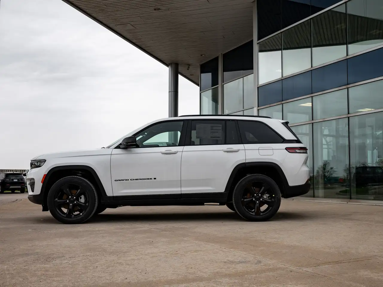 Jeep Grand Cherokee снимка Jeep Grand Cherokee