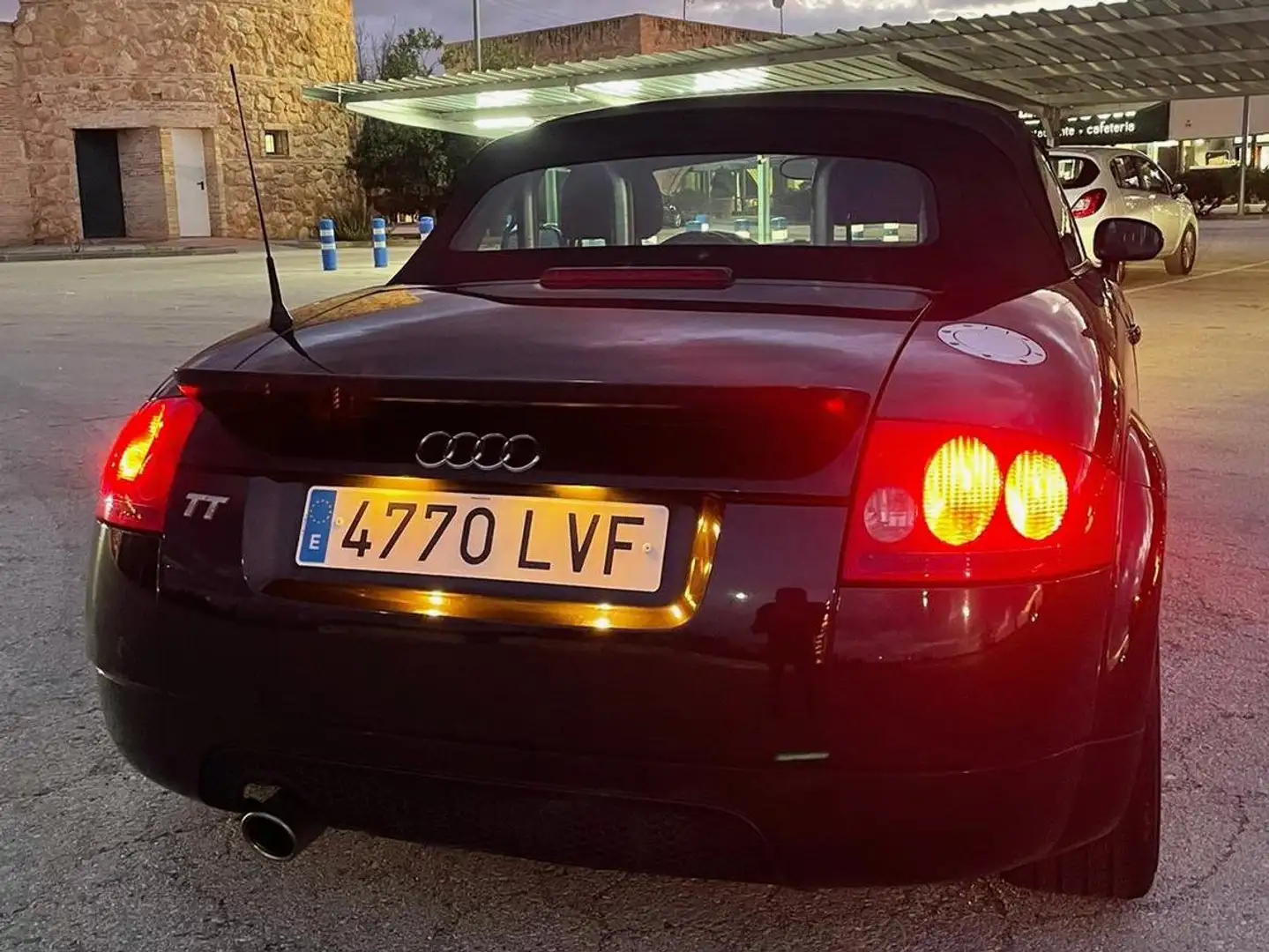 Audi TT TT Roadster 1.8T Negro - 2