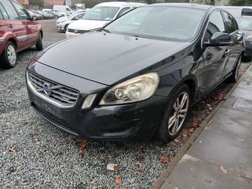 S60 1.6 D2 Momentum Start/Stop