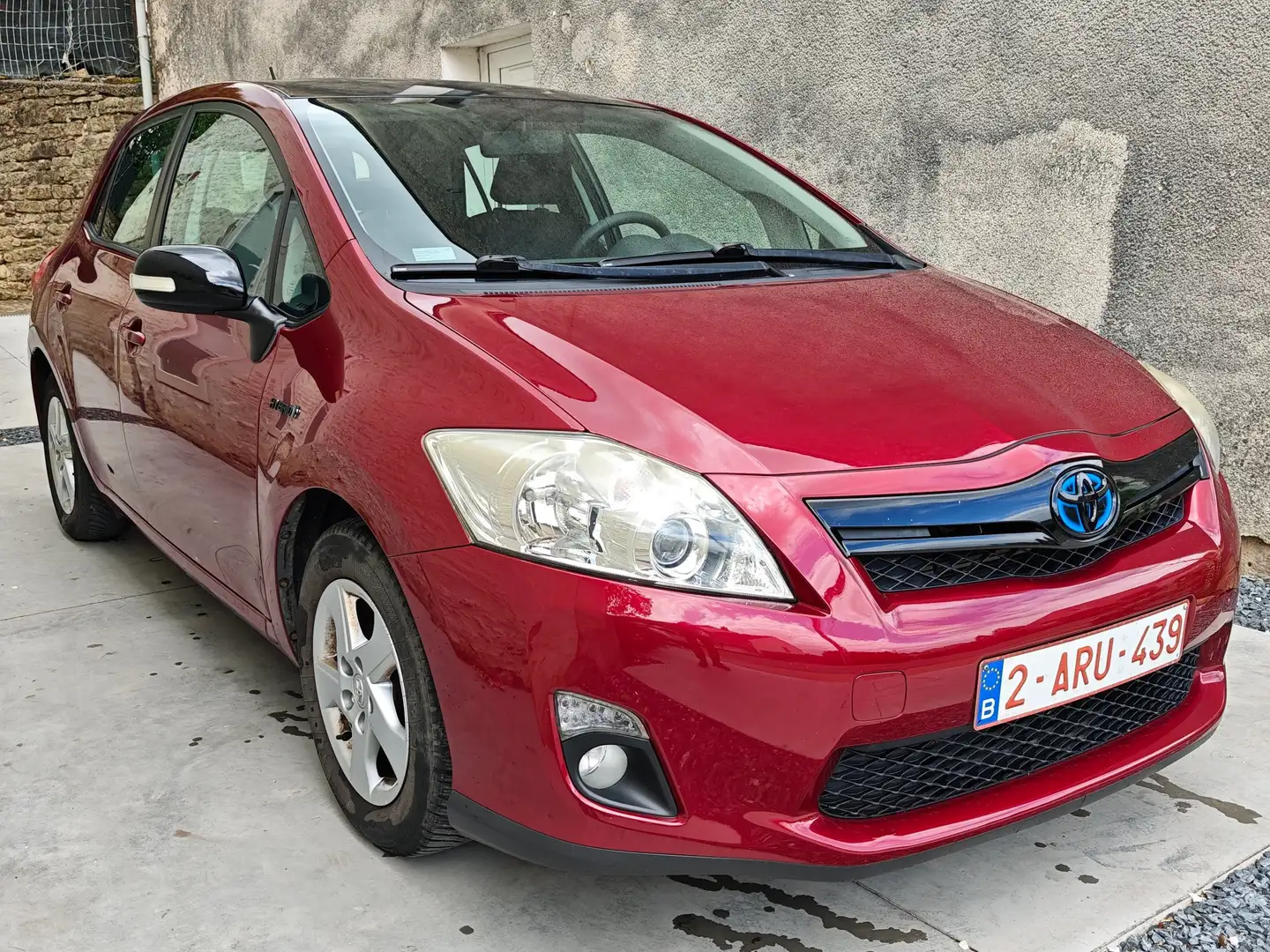 Toyota Auris 1.8i HSD Sol CVT Roşu - 1