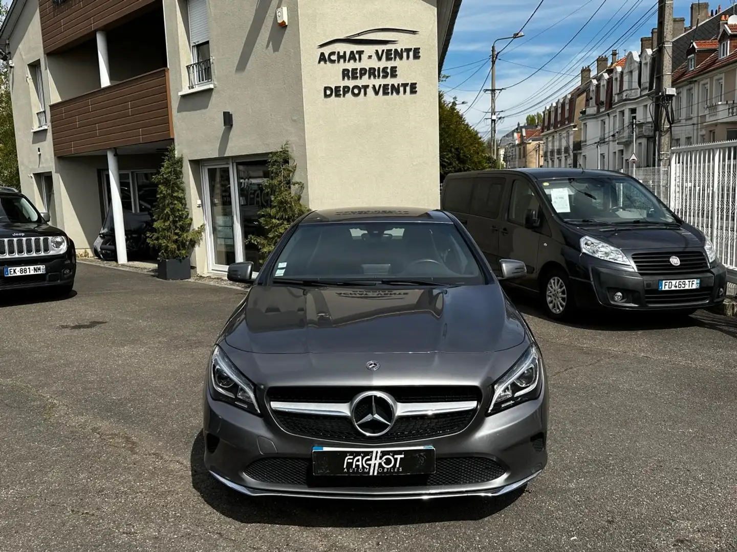 Mercedes-Benz CL CLA 200 d - BV 7G-DCT  BERLINE- Sensation PHASE 2 Gris - 2