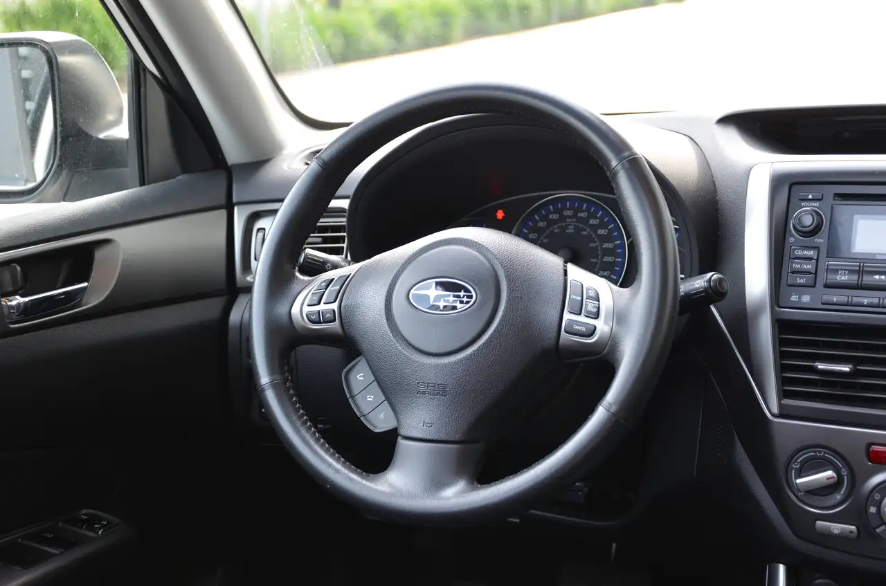 Subaru Forester снимка Subaru Forester