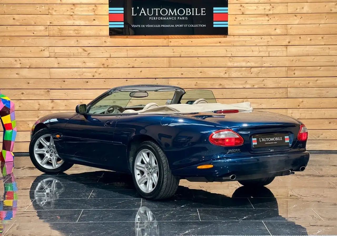 Jaguar XK8 Convertible V8 4.0, foto 4