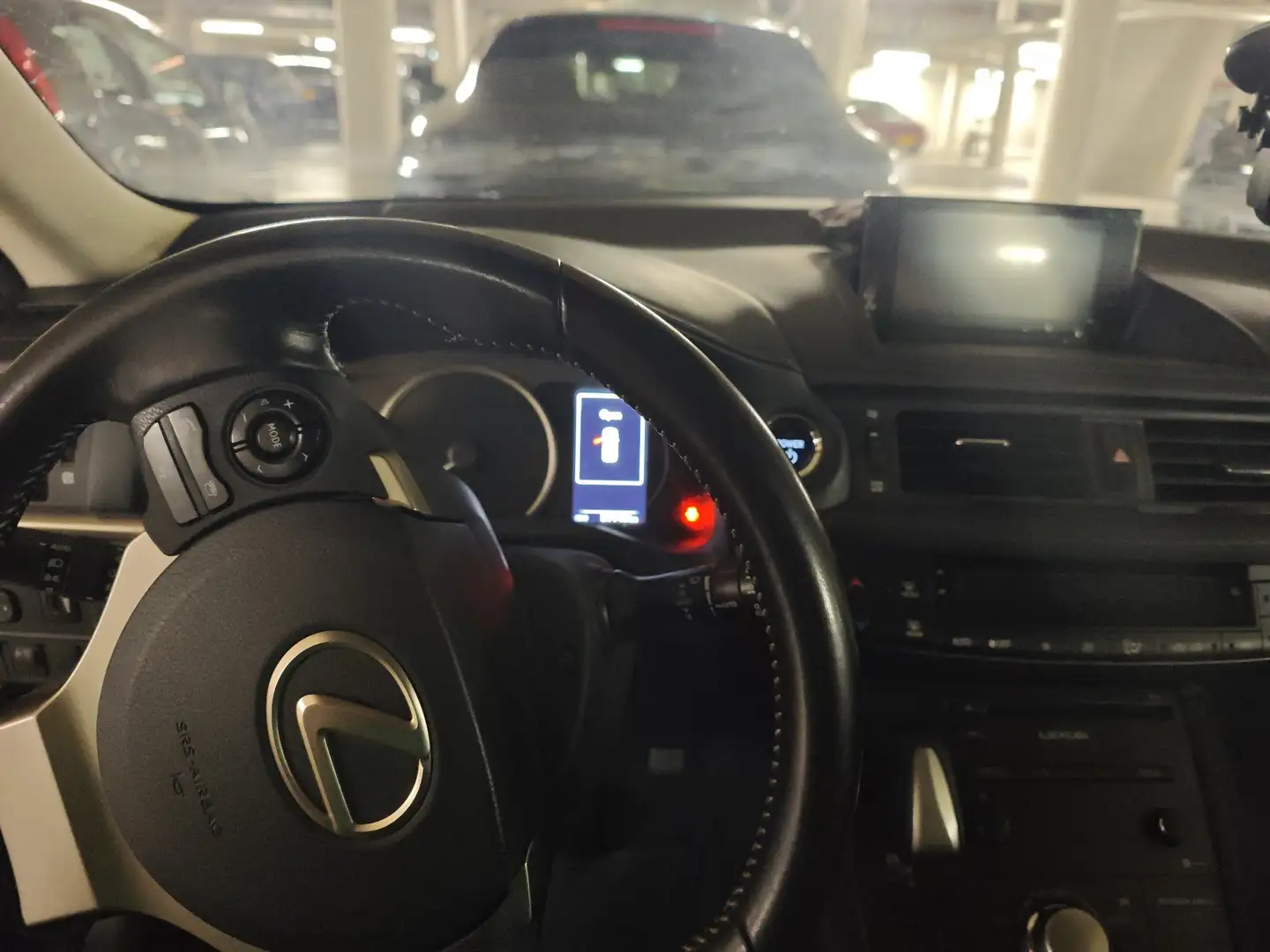 Lexus CT 200h Luxury Line - 2