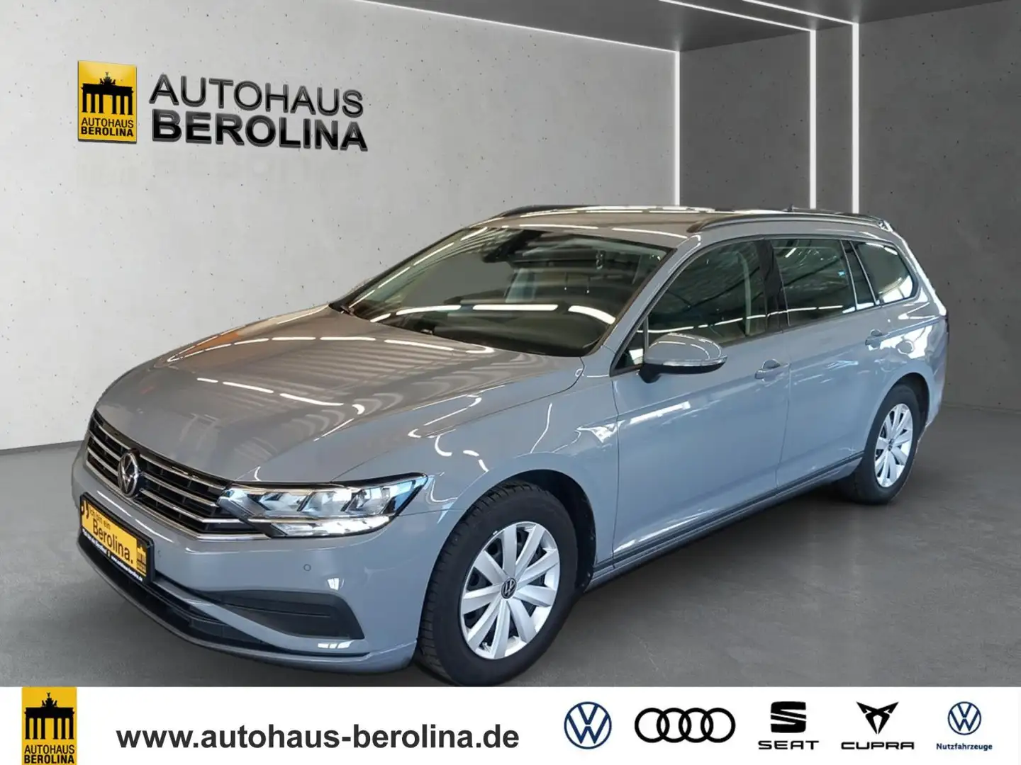 Volkswagen Passat Variant 1.5 TSI DSG *NAVI*R-KAM*SHZ* Gris - 2