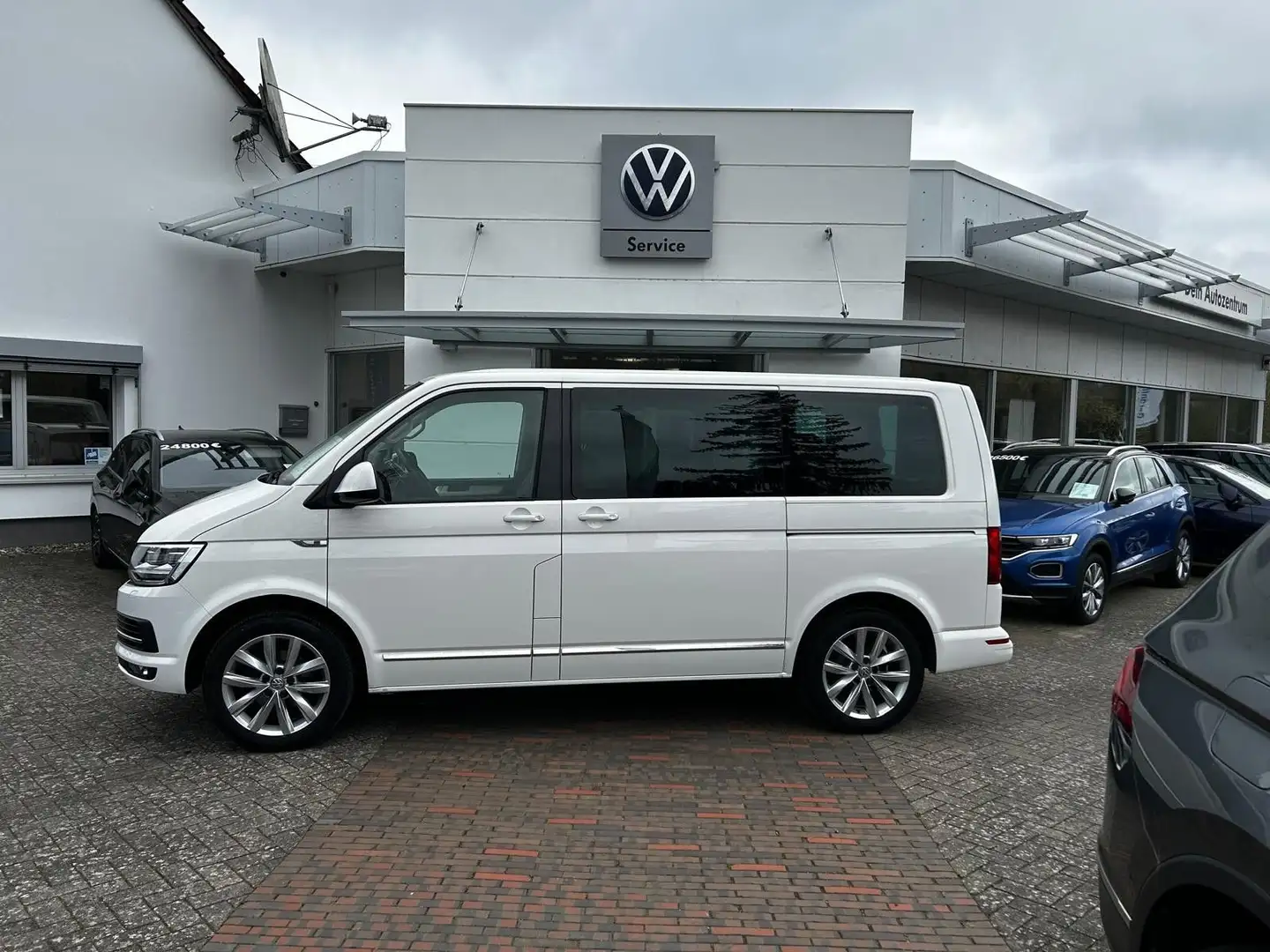 Volkswagen T6 Multivan 2.0 TDI Highline DSG Weiß - 2