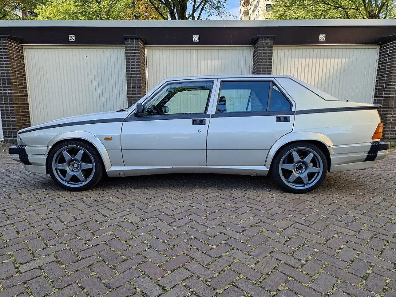 Alfa Romeo 75 3.0 V6 K6 America Bianco Argenta 1e lak, foto 9