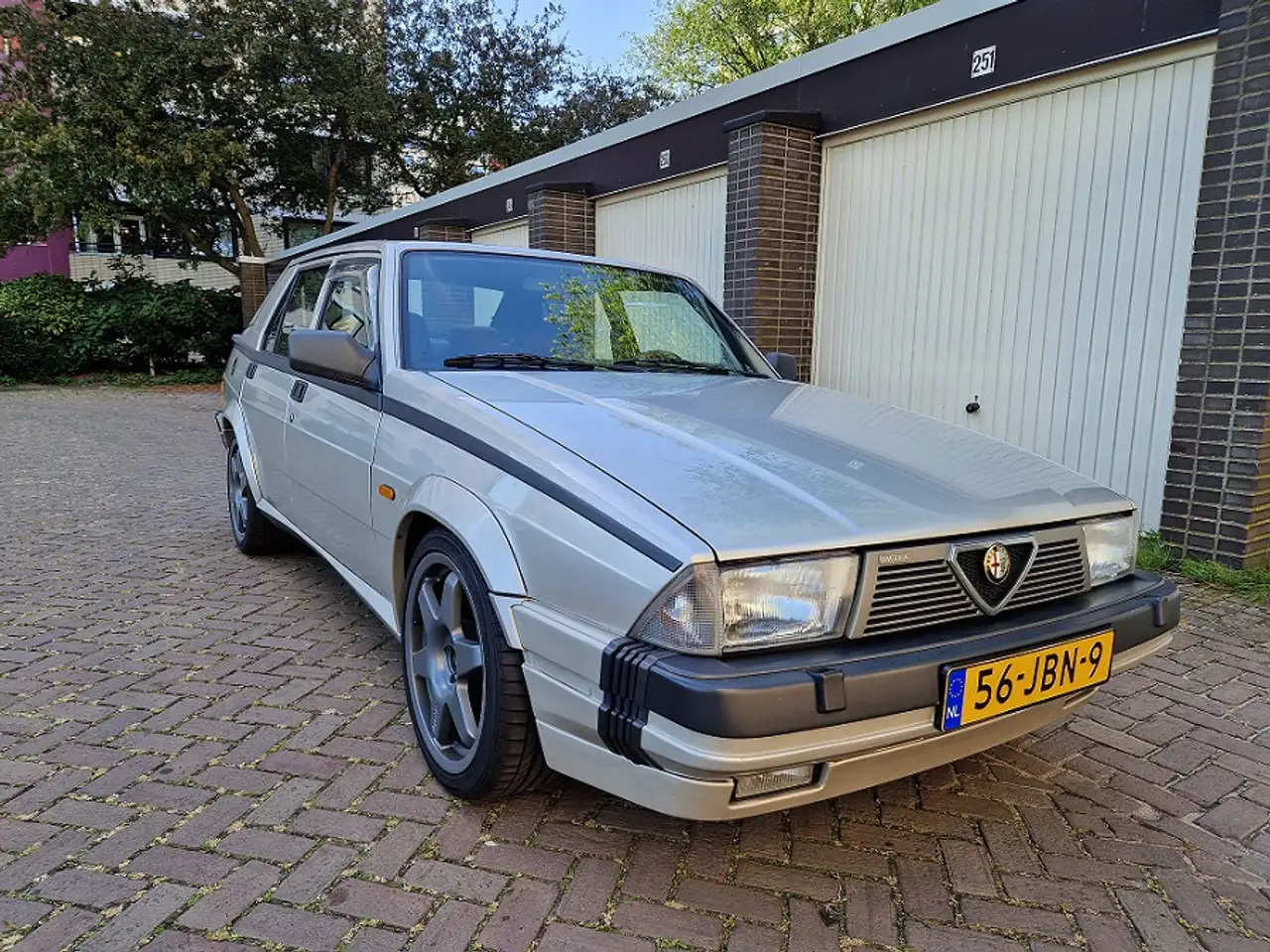 Alfa Romeo 75 3.0 V6 K6 America Bianco Argenta 1e lak, foto 4