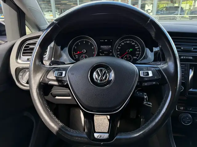 Volkswagen Golf view 11