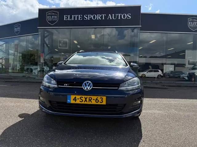 Volkswagen Golf view 5
