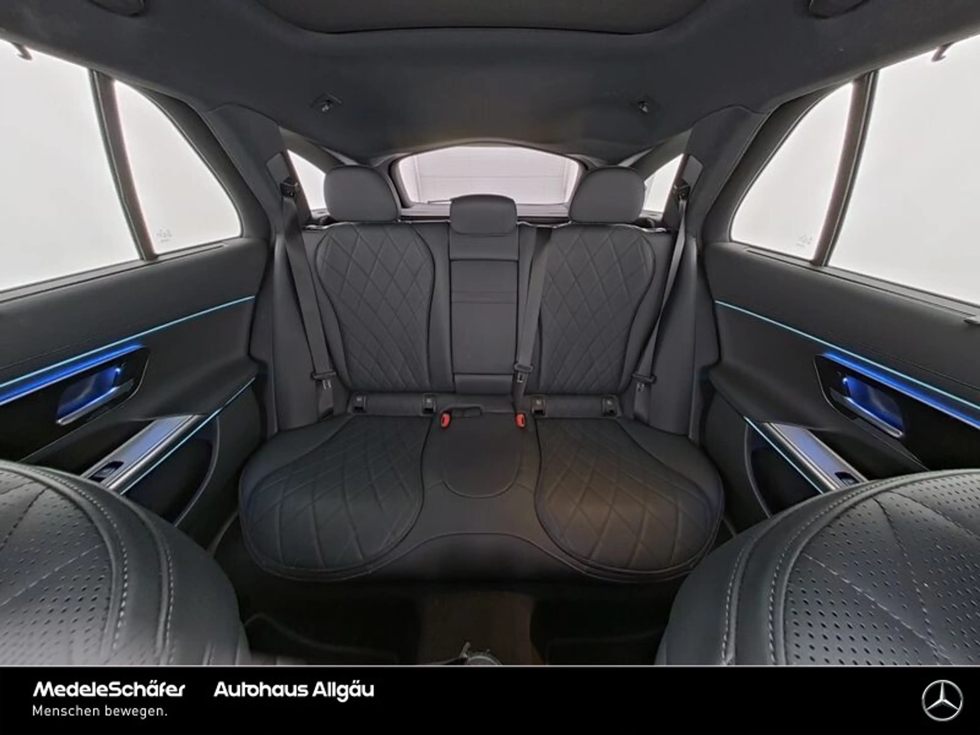 Mercedes-Benz E 450 E 450 T d 4M AMG Night Fahr-Assi NAPPA Airmatic — photo 7