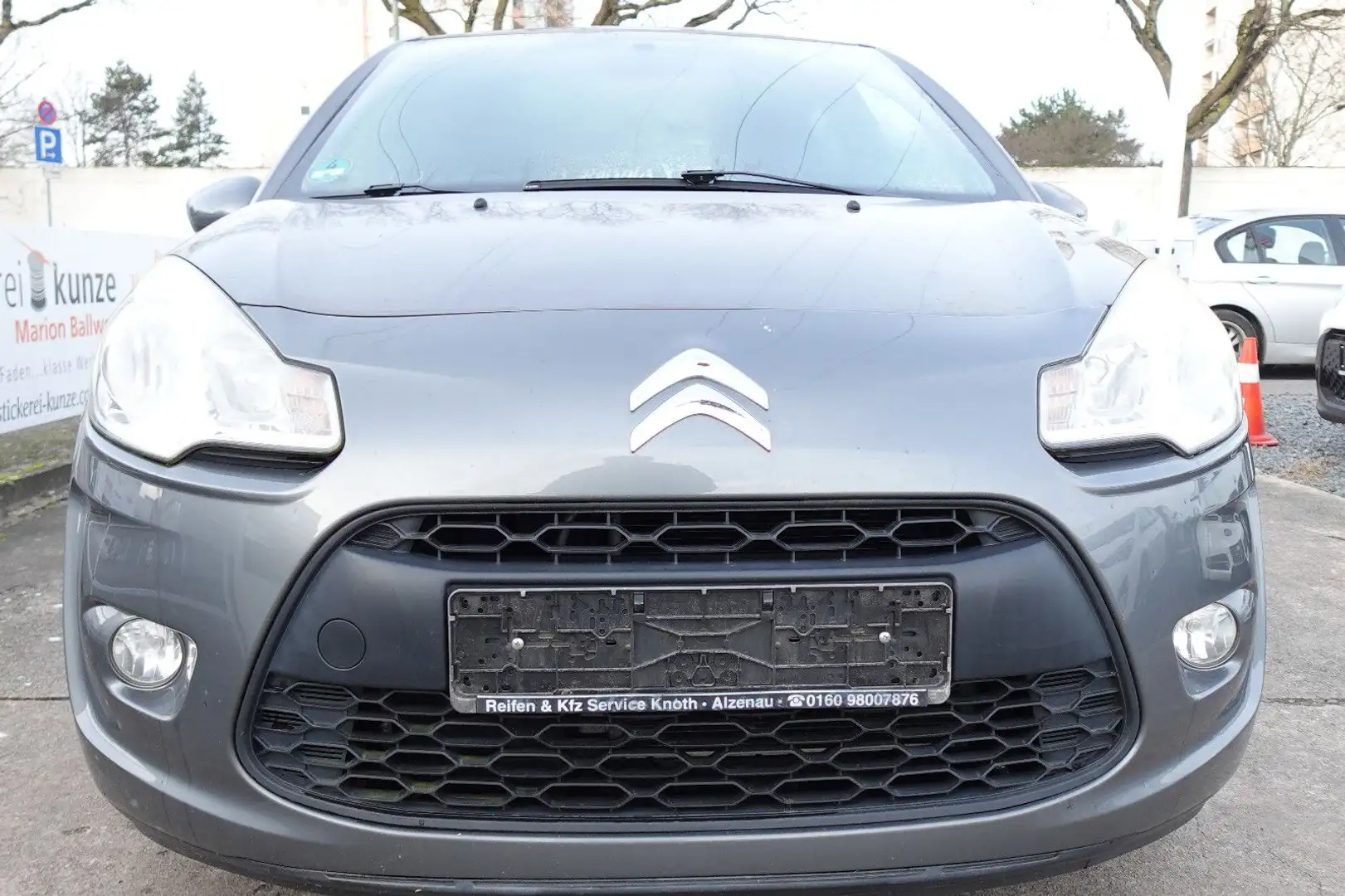 Citroen C3 Tendance Grau - 2