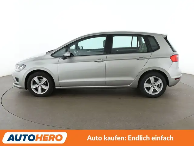 Volkswagen Golf Sportsvan view 3