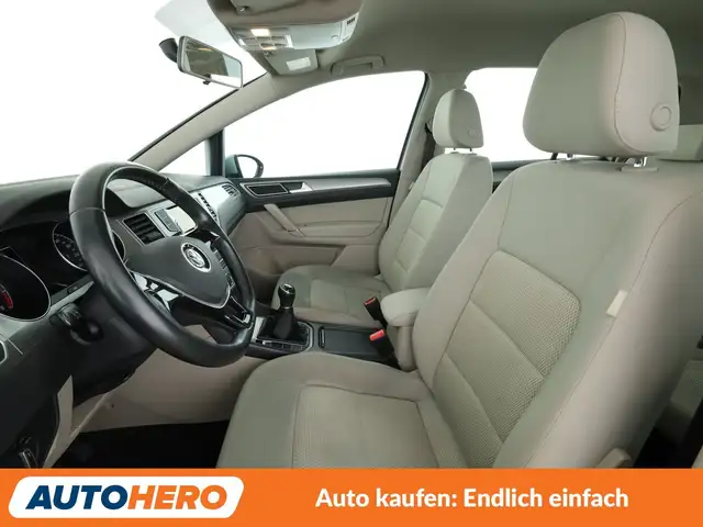 Volkswagen Golf Sportsvan view 10