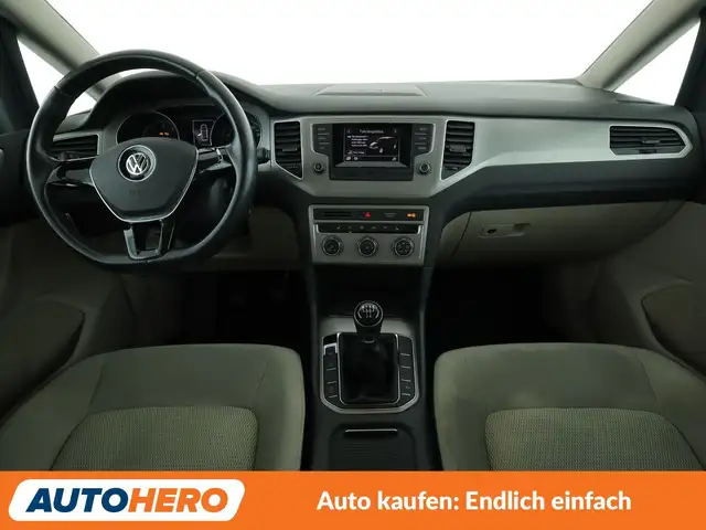Volkswagen Golf Sportsvan view 12