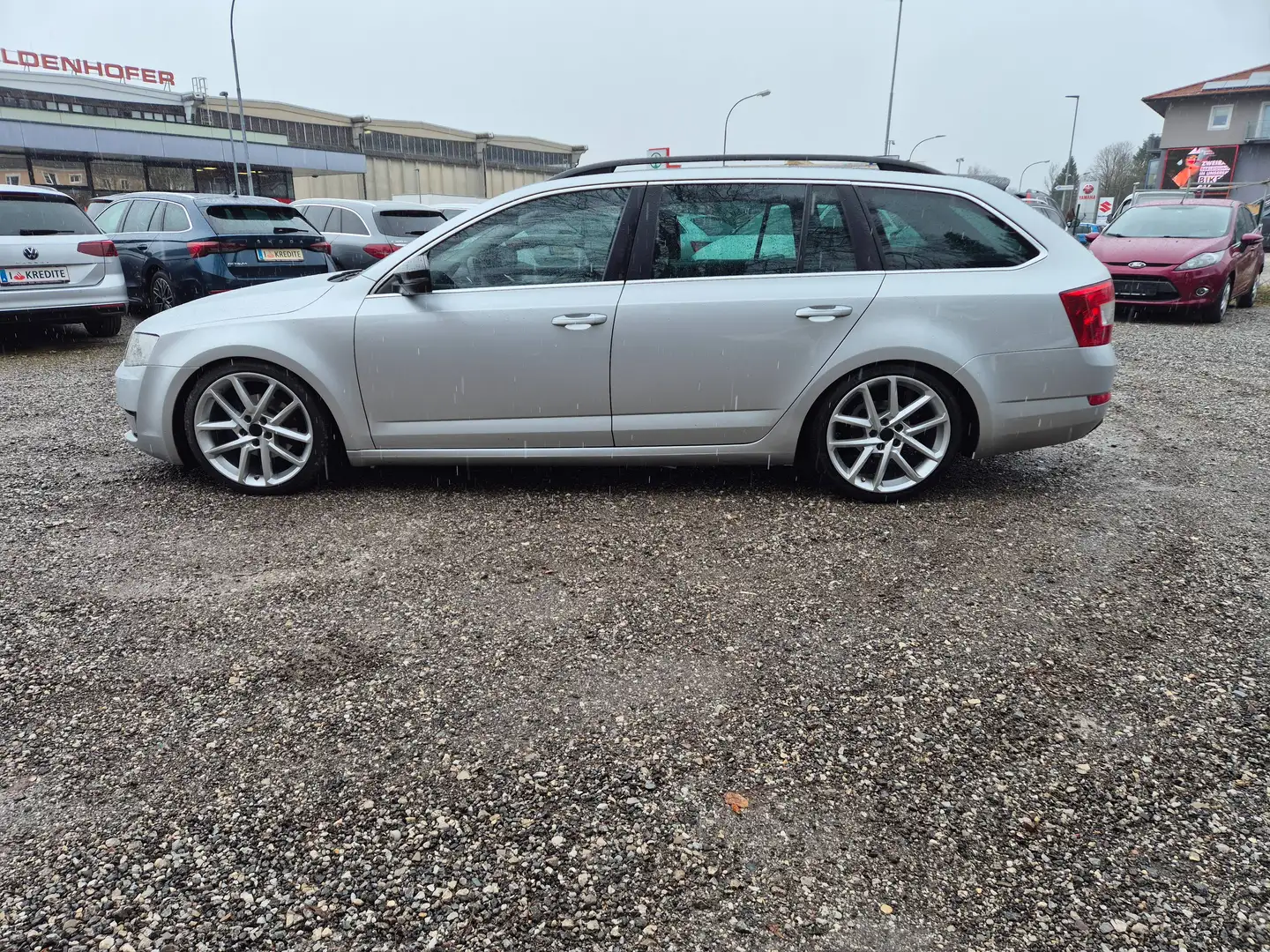 Skoda Octavia Style 2,0 TDI DSG Silber - 2