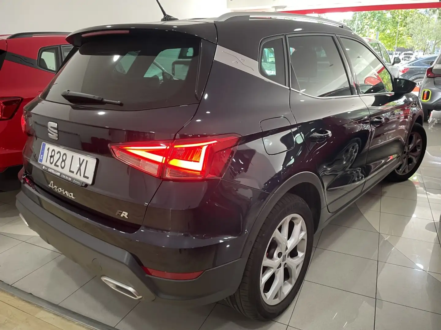 SEAT Arona 1.0 TSI S&S FR DSG7 110 Bleu - 2