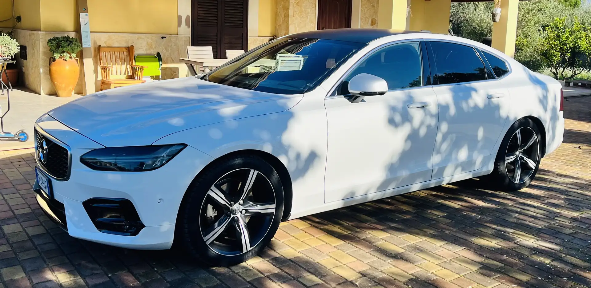 Volvo S90 2.0 d4 R-Design - 1