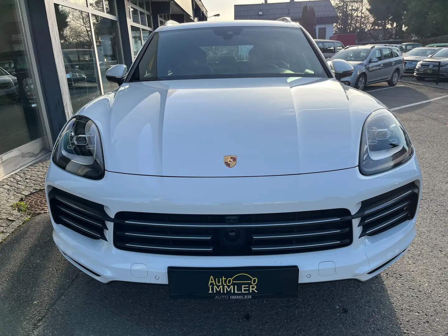 Porsche Cayenne E-Hybrid*EL.AHK*LED*KOM.SITZE*20"ALU*LUFTFEDER* Weiß - 2