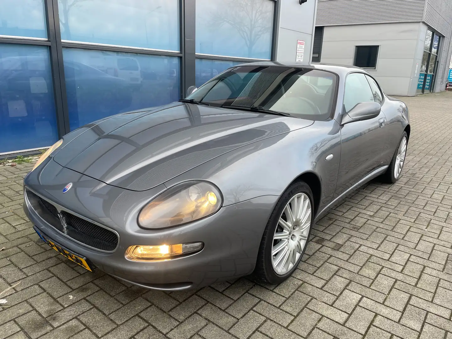 Maserati Coupe 4.2 GT Gris - 1