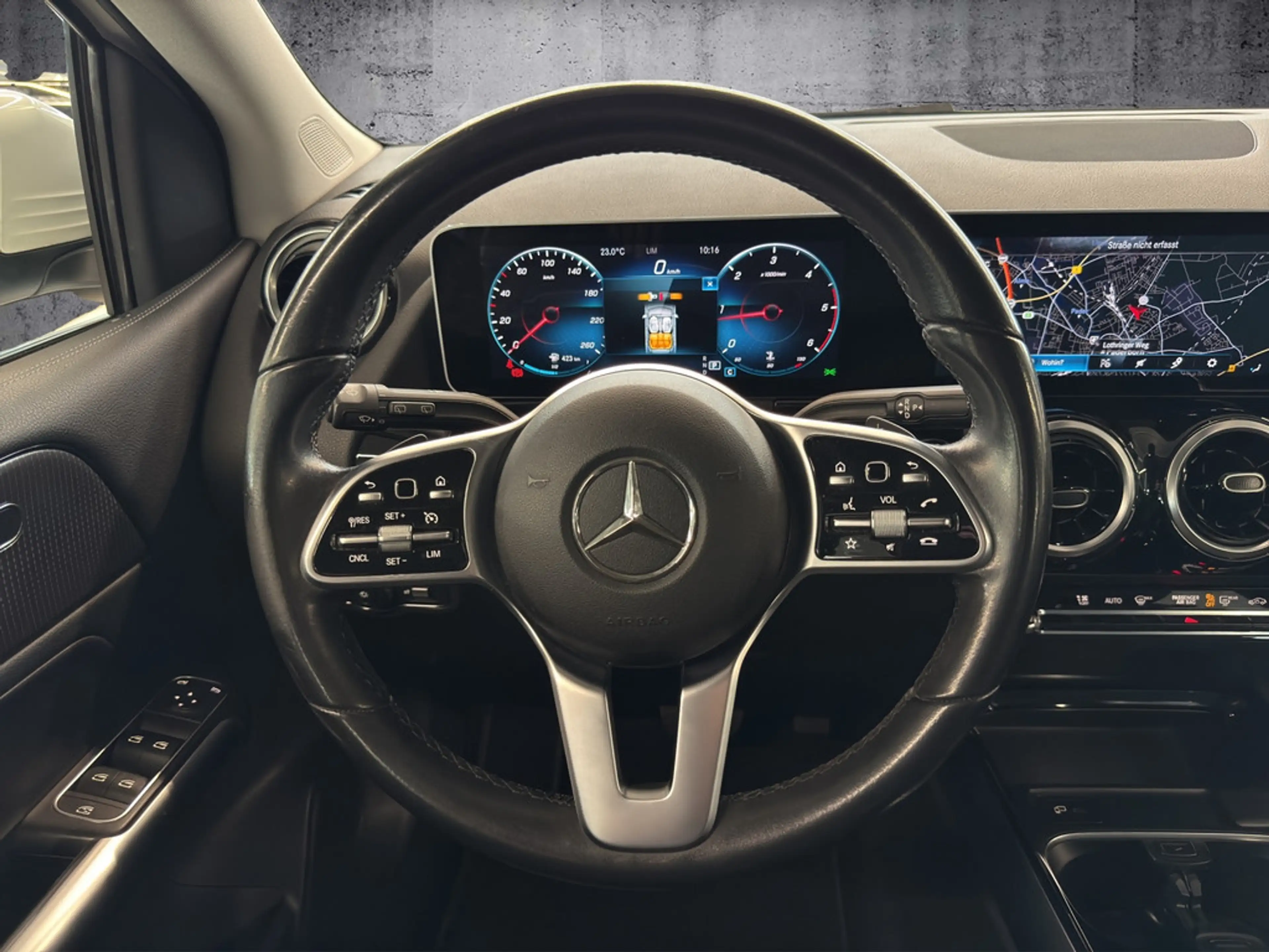 Mercedes-Benz B 200 d AHK+LED+NAVI+SHZ — photo 12