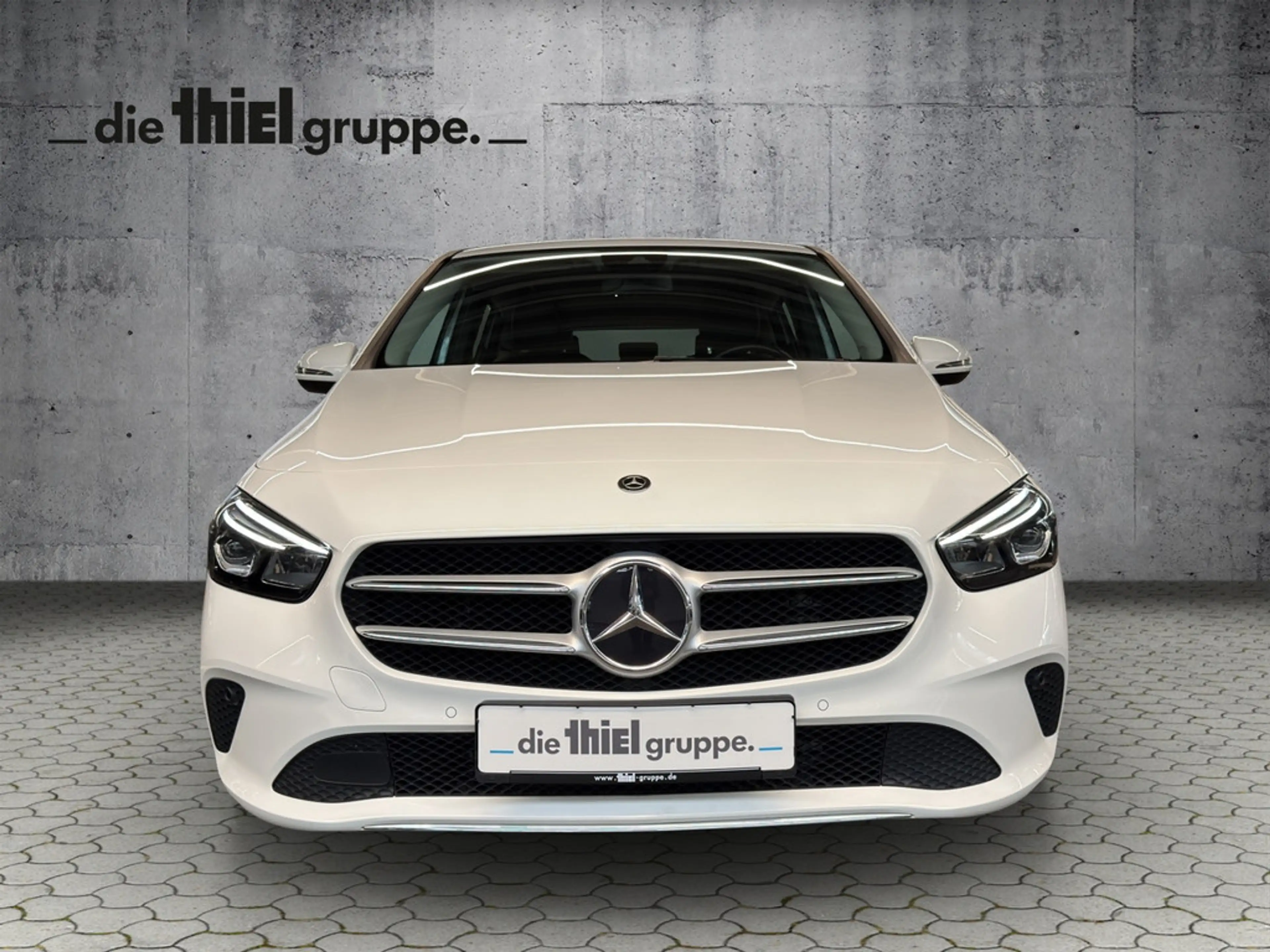 Mercedes-Benz B 200 d AHK+LED+NAVI+SHZ — photo 9