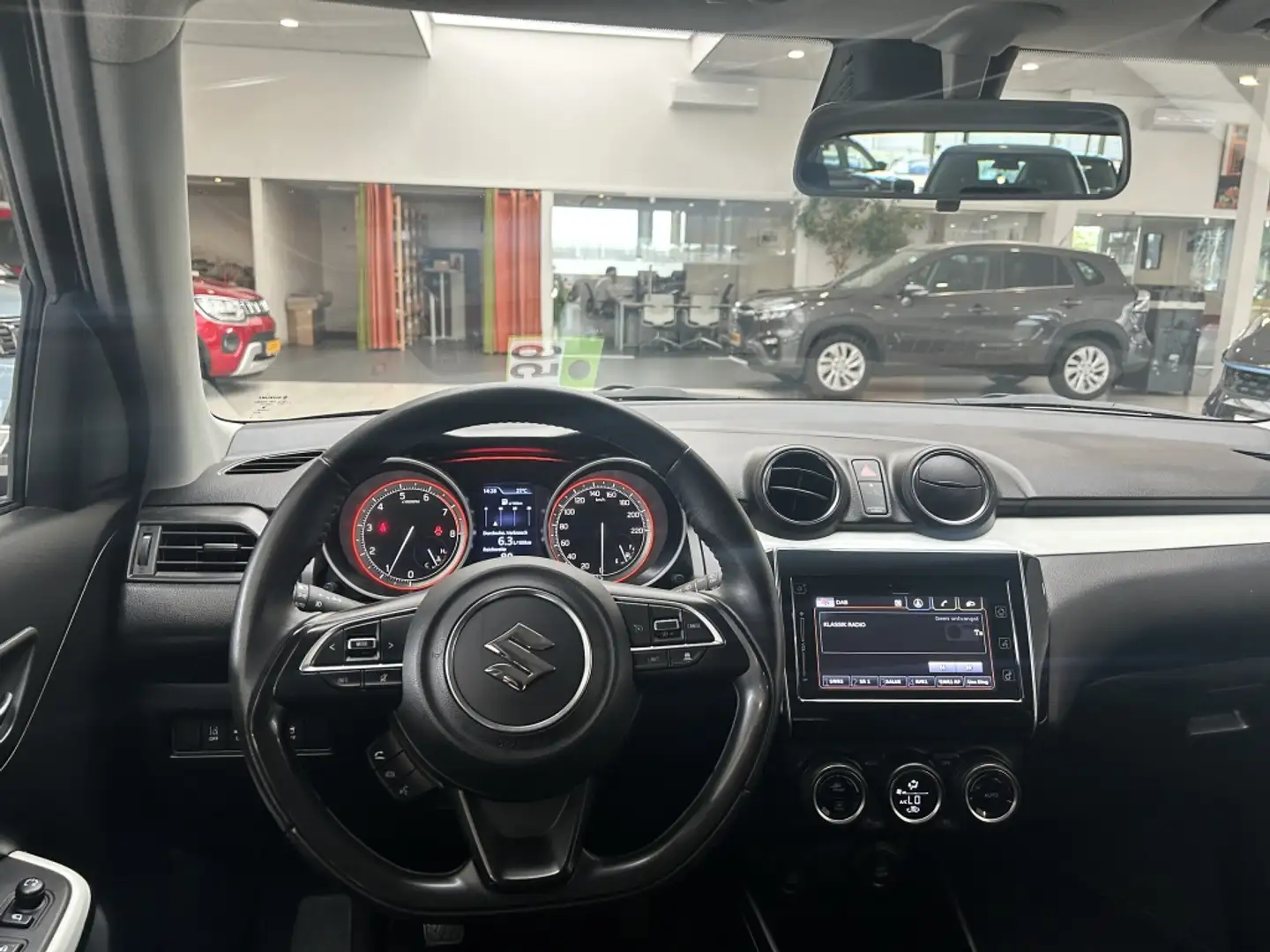 Suzuki Swift 1.0 Boosterjet Hybride Stijl [ ADAPT. CRUISE I 112 Czarny - 2