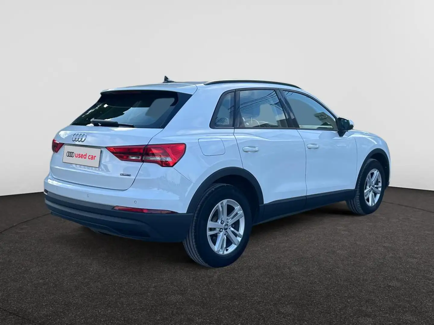 Audi Q3 Audi Q3   35 TDI quattro 110(150) kW(ch) 6 vitesse Blanc - 2