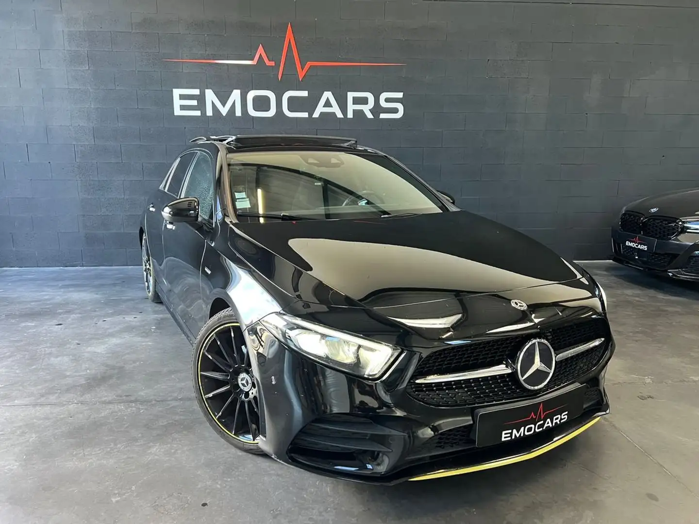 Mercedes-Benz A 180 A180 D AMG LINE FASCINATION EDTION ONE 7 DCT Noir - 1