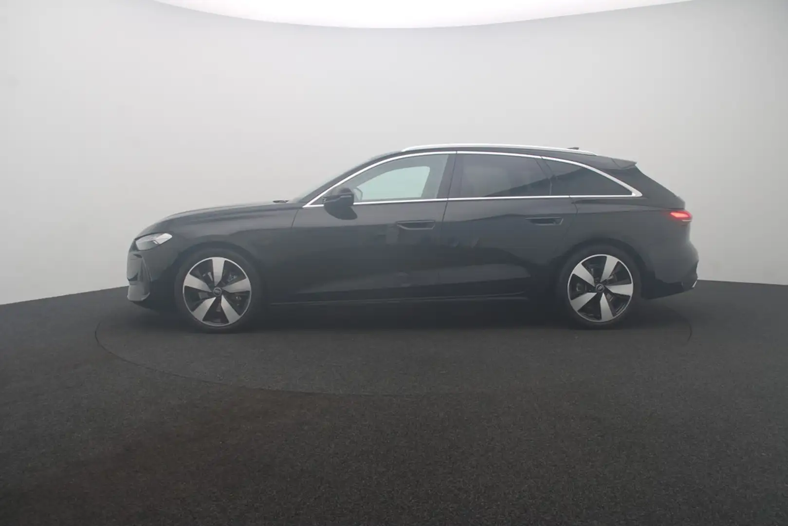 Audi A5 Avant TFSI . LED Navi ACC AHK SHZ Noir - 2