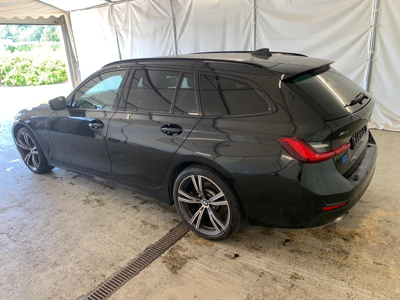 BMW 330 e xDr Sport 19" ACC CockpitProf 360K HeadUp — photo 6