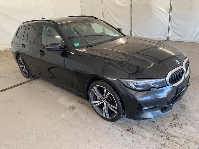 BMW 330 e xDr Sport 19" ACC CockpitProf 360K HeadUp — photo 2