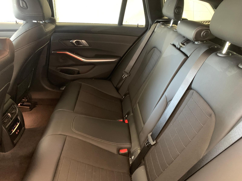 BMW 330 e xDr Sport 19" ACC CockpitProf 360K HeadUp — photo 7