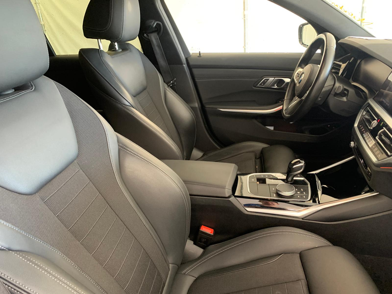 BMW 330 e xDr Sport 19" ACC CockpitProf 360K HeadUp — photo 3